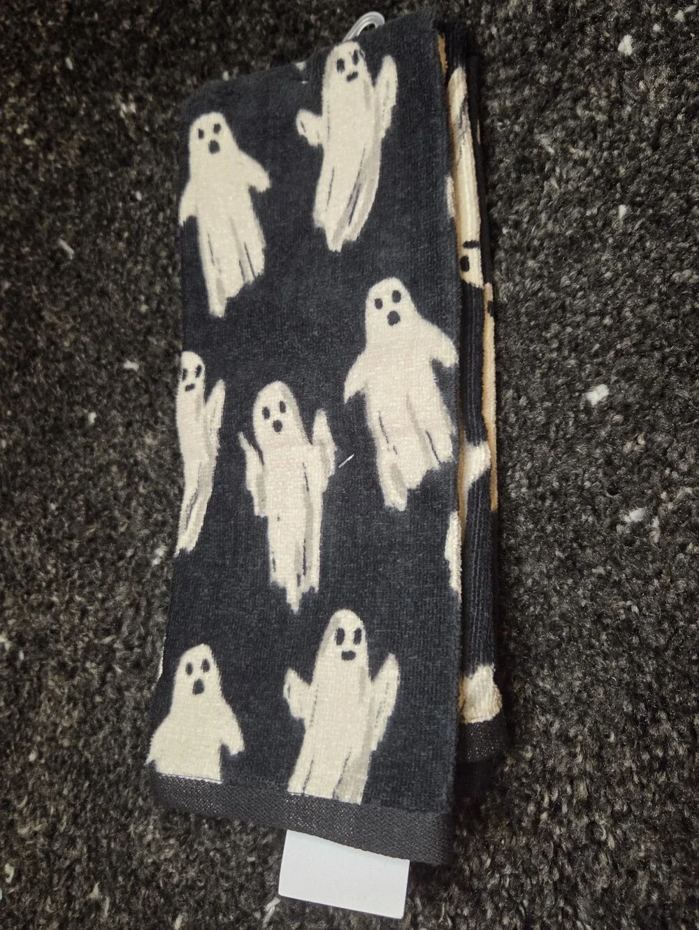 NWT Hyde and EEK! Target 2pk Halloween Ghosts Hand Towels Black/White